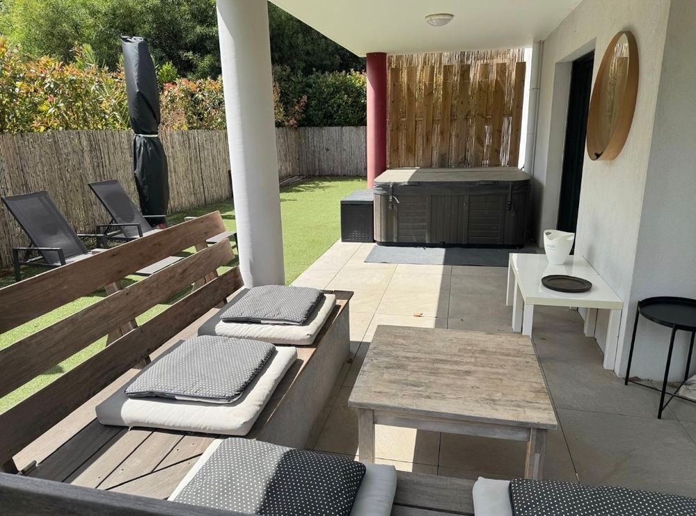 Vente Appartement Rare :Appartement à Saint Clair au calme à 400 m de la plage Le lavandou