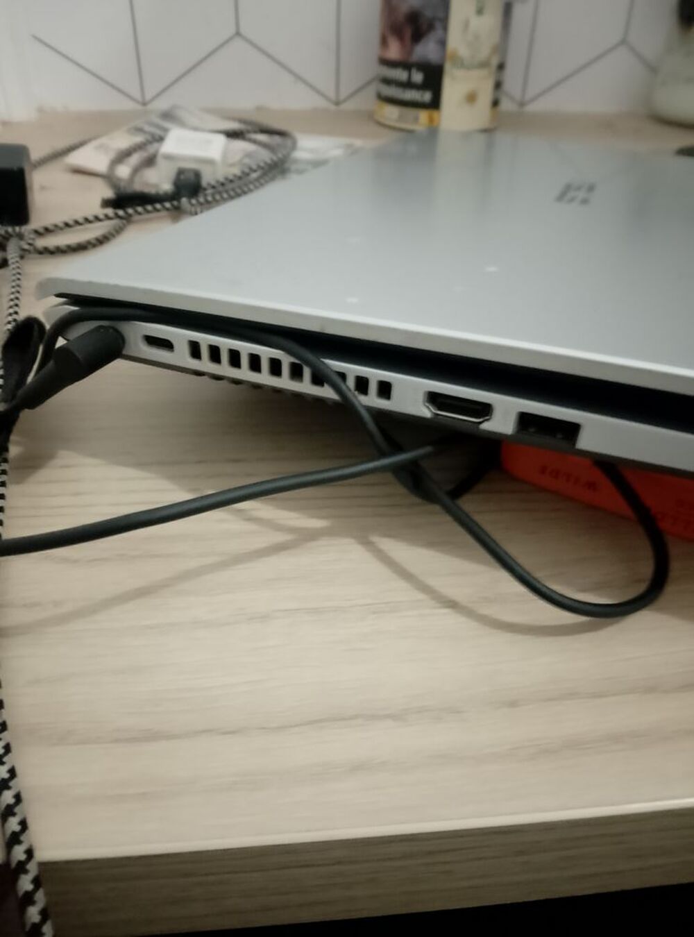  PC portable en parfait &eacute;tat vivobook_asuslaptop x509ja r52 Matériel informatique