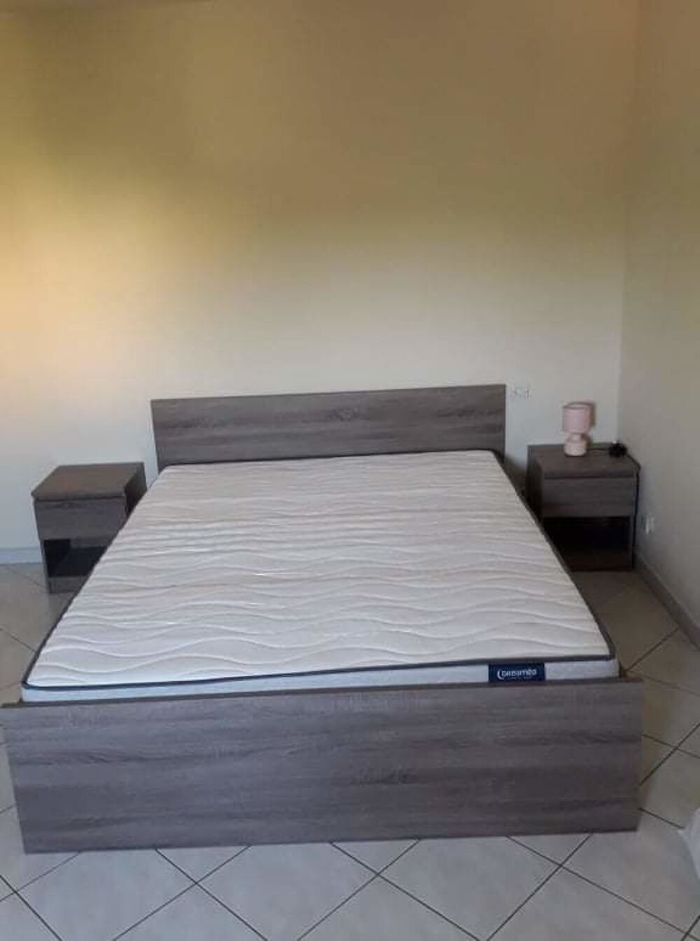 2 Chambres accouch&eacute;es compl&egrave;tes Meubles