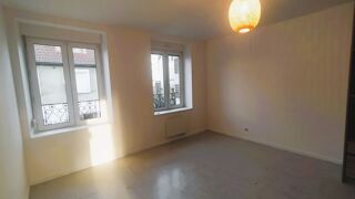  Appartement à louer 3 pièces 76 m²