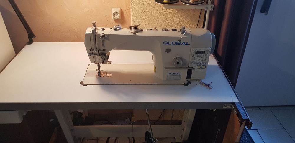 Machine &agrave; coudre GLOBAL 3900 AUT Electroménager