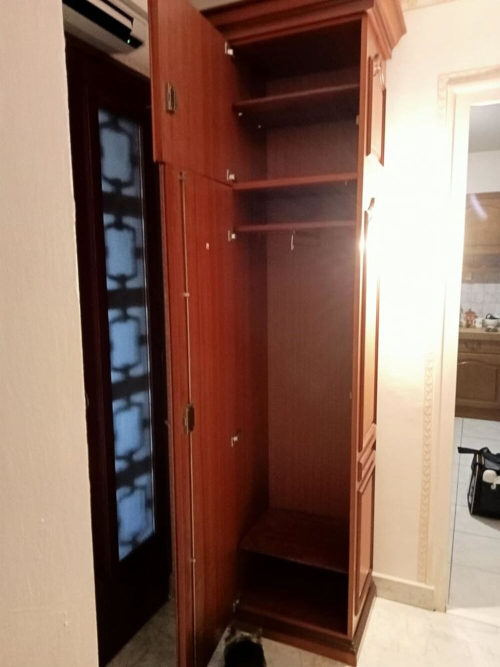 Armoire colonne Meubles