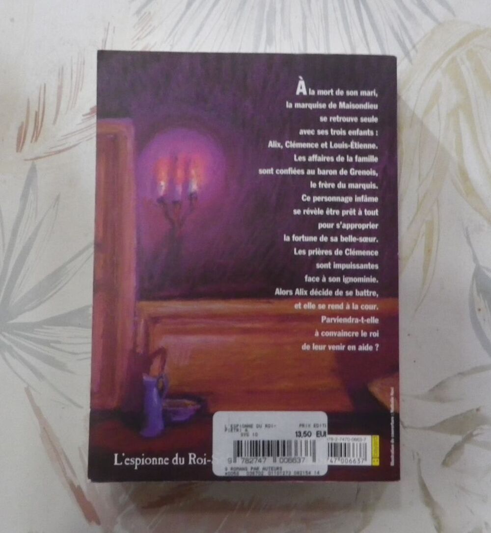 L'ESPIONNE DU ROI-SOLEIL de Annie PIETRI Estampille Bayard Livres et BD