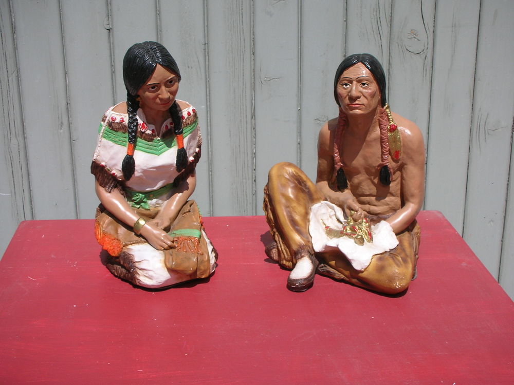 Statuettes d'Am&eacute;rindiens Décoration