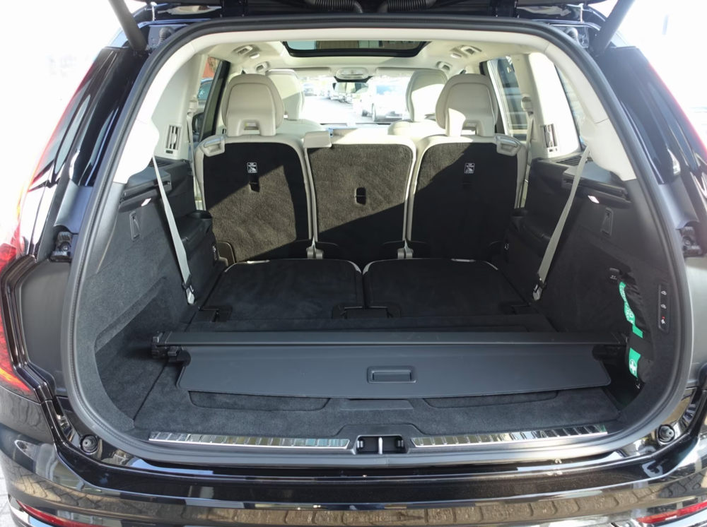 XC90 T8 AWD Hybride Rechargeable 455 ch 7pl Plus Dark 2025 occasion 59000 Lille