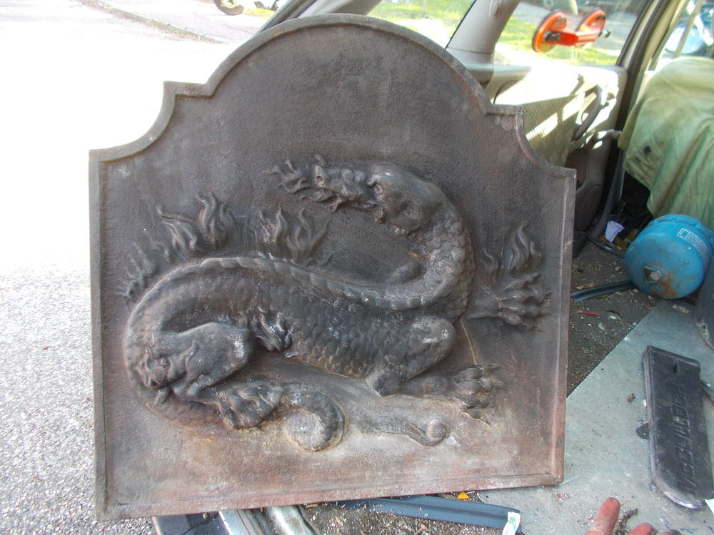 Plaque de chemin&eacute;e d&eacute;cor&eacute;e - Salamandre Bricolage