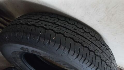 4 pneus t 195/80/15 DUNLOP 140 Pers-Jussy (74)