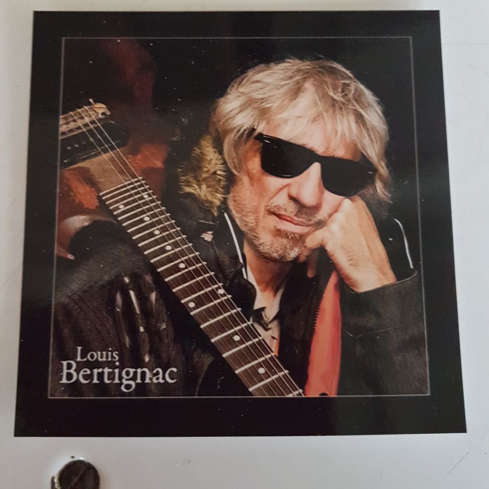 250 Photos reportage de louis bertignac 