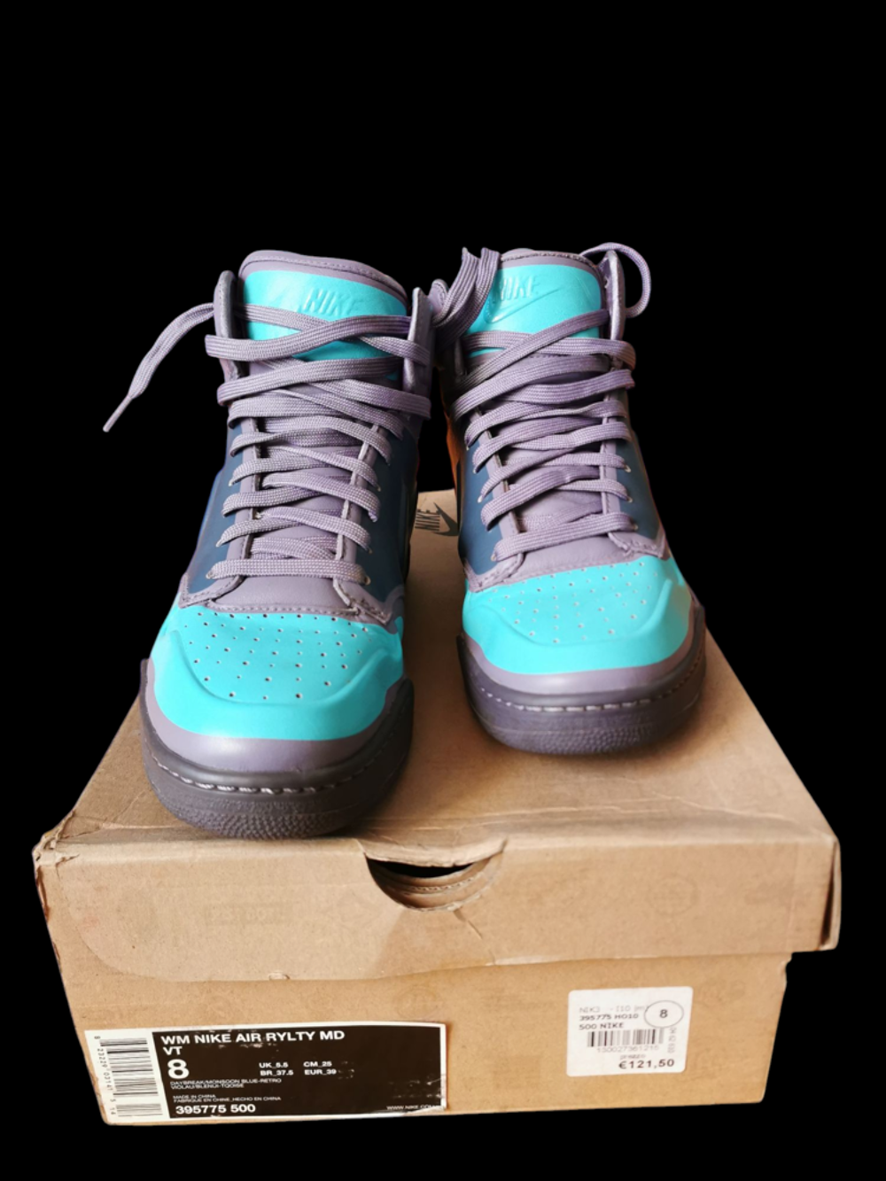 Basket NIKE Turquoise - Violet
Chaussures