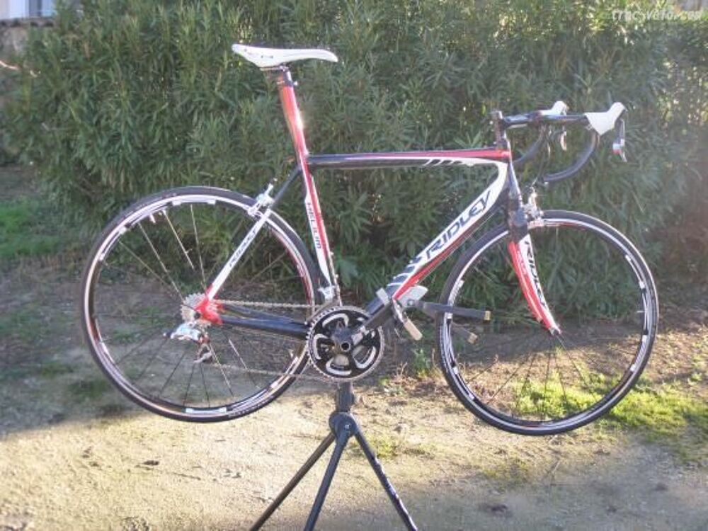 CAUSE DEMENAGEMENT VENDONS VELO RIDLEY HELIUM NEUF
Vélos