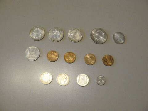 14 pi�ces de  monnaie anciennes   0 Saint-Germain-sur-�cole (77)