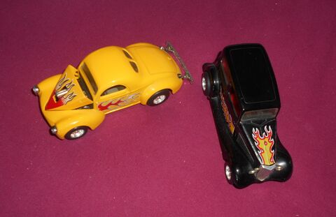 2 hot rods au 1/32e  MAJORETTE (1 noir et 1 jaune) 20 Ervy-le-Ch�tel (10)