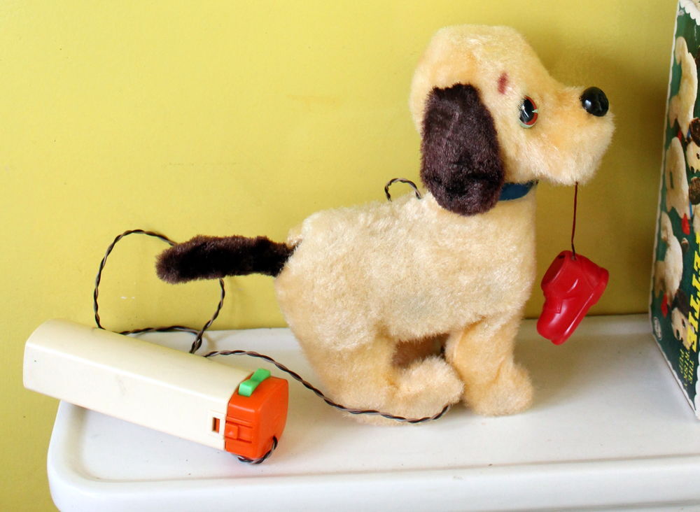 Pettie The Frisky Pup-Battery toy japan 1960 Alps Toys 5756 Jeux / jouets