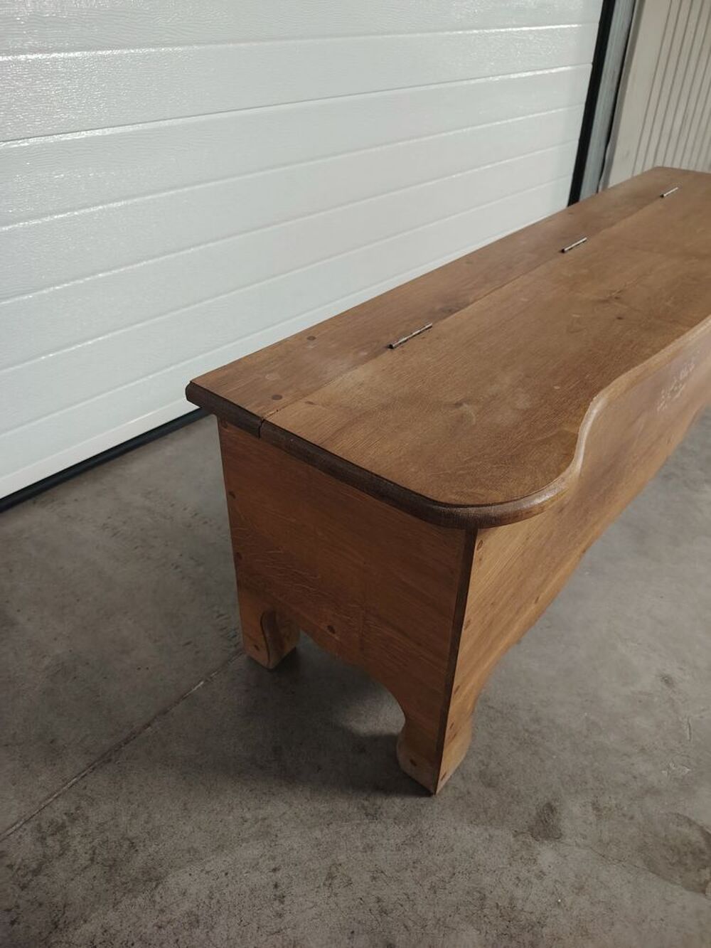 Coffre en bois massif
Meubles