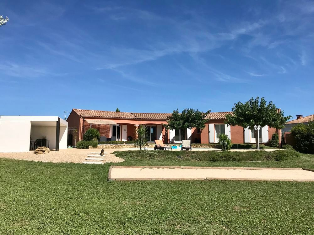   Viila stdg 8 pers-piscine-pétanque-terrasse-jard clôt-vue Languedoc-Roussillon, Rousson (30340)