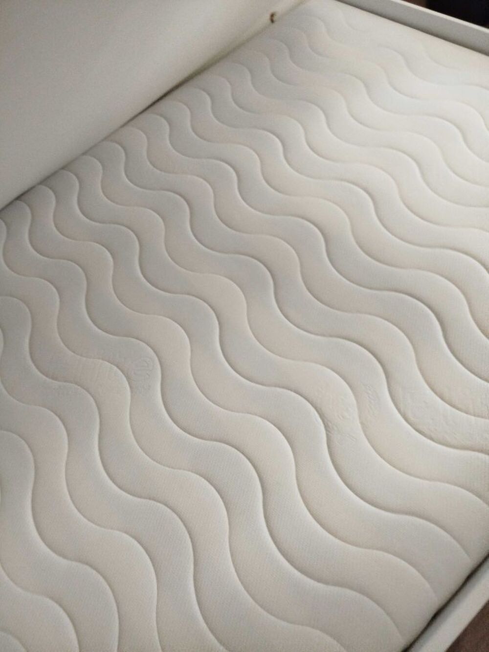ensemble literie sommier et matelas Meubles