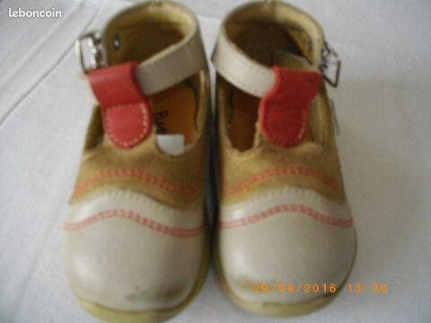 Sandales beige clair et foncé - Pointure : 20 5 Perros-Guirec (22)