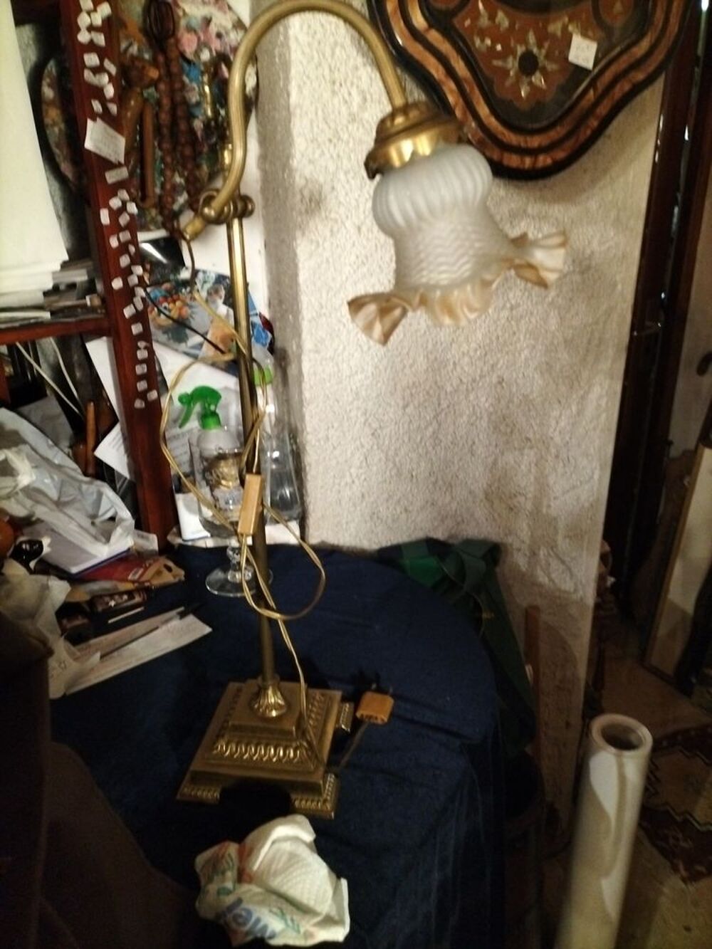Tr&egrave;s belle lampe ancienne &eacute;l&eacute;gante d &eacute;poque Décoration