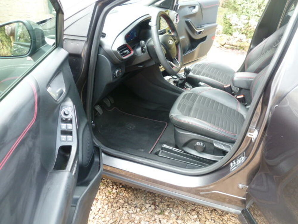 Puma 1.0 EcoBoost 125 ch mHEV S&S BVM6 ST-Line X 2022 occasion 30210 Castillon-du-Gard