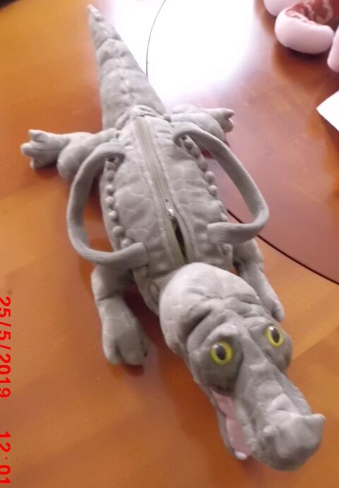 PELUCHE CROCODILE SAC NORTH AMERICAN BEAR 19 Oignies (62)