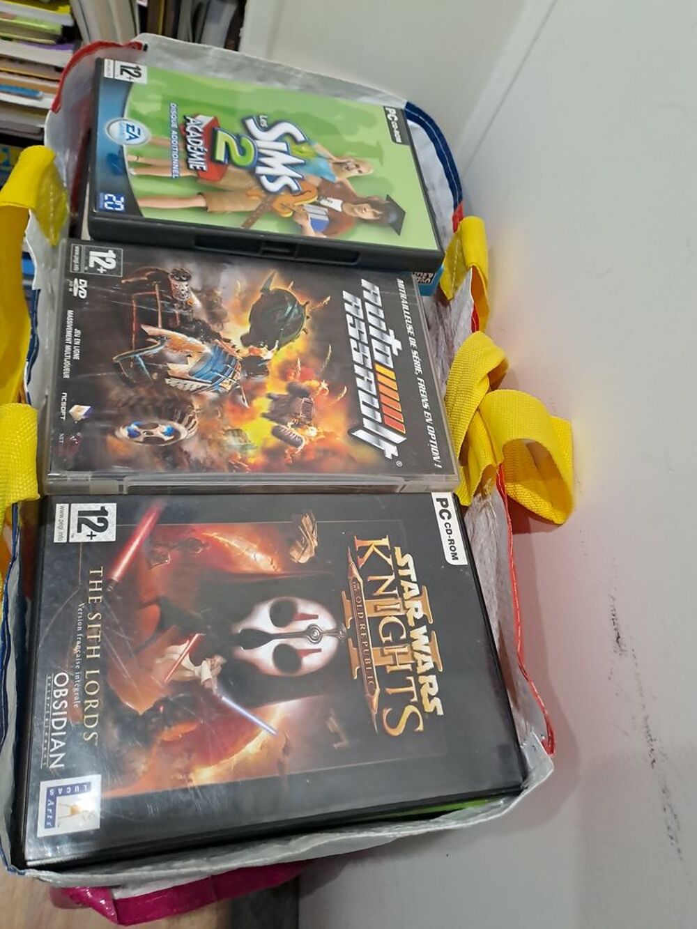 Lot de jeux pc-rom et dvd films Consoles et jeux vidéos
