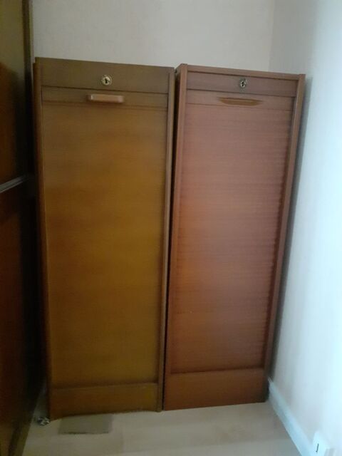 UN BEAU SECRTAIRE EN BOIS MARRONS TRS BONNE TAT. 30 Le Mans (72)