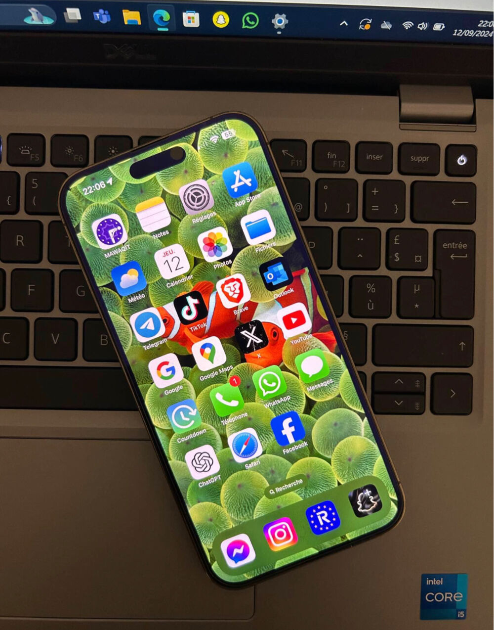 iPhone 14 pro max 128 gigas couleur or Téléphones et tablettes