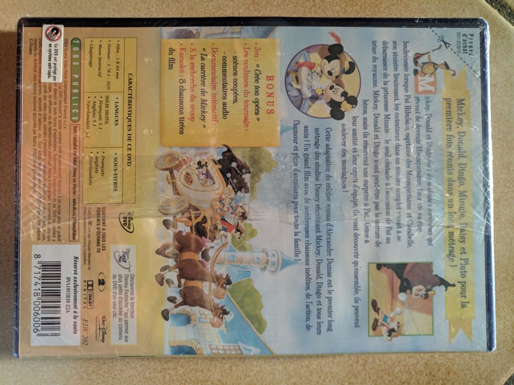 DVD Disney Classique Les Trois Mousquetaires DVD et blu-ray