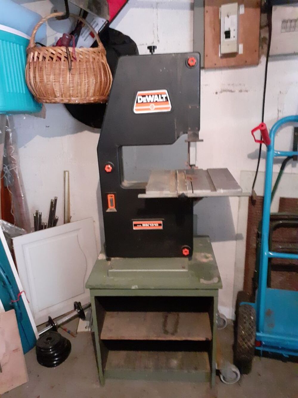 Scie &agrave; ruban DeWalt B5/1310 Bricolage