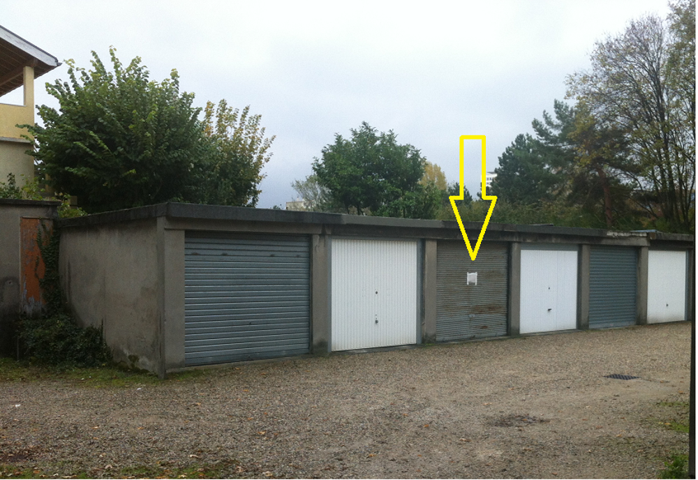 Location Parking/Garage Garage individuel ferm rue mile Zola-20m2-90Euro/mois Grenoble