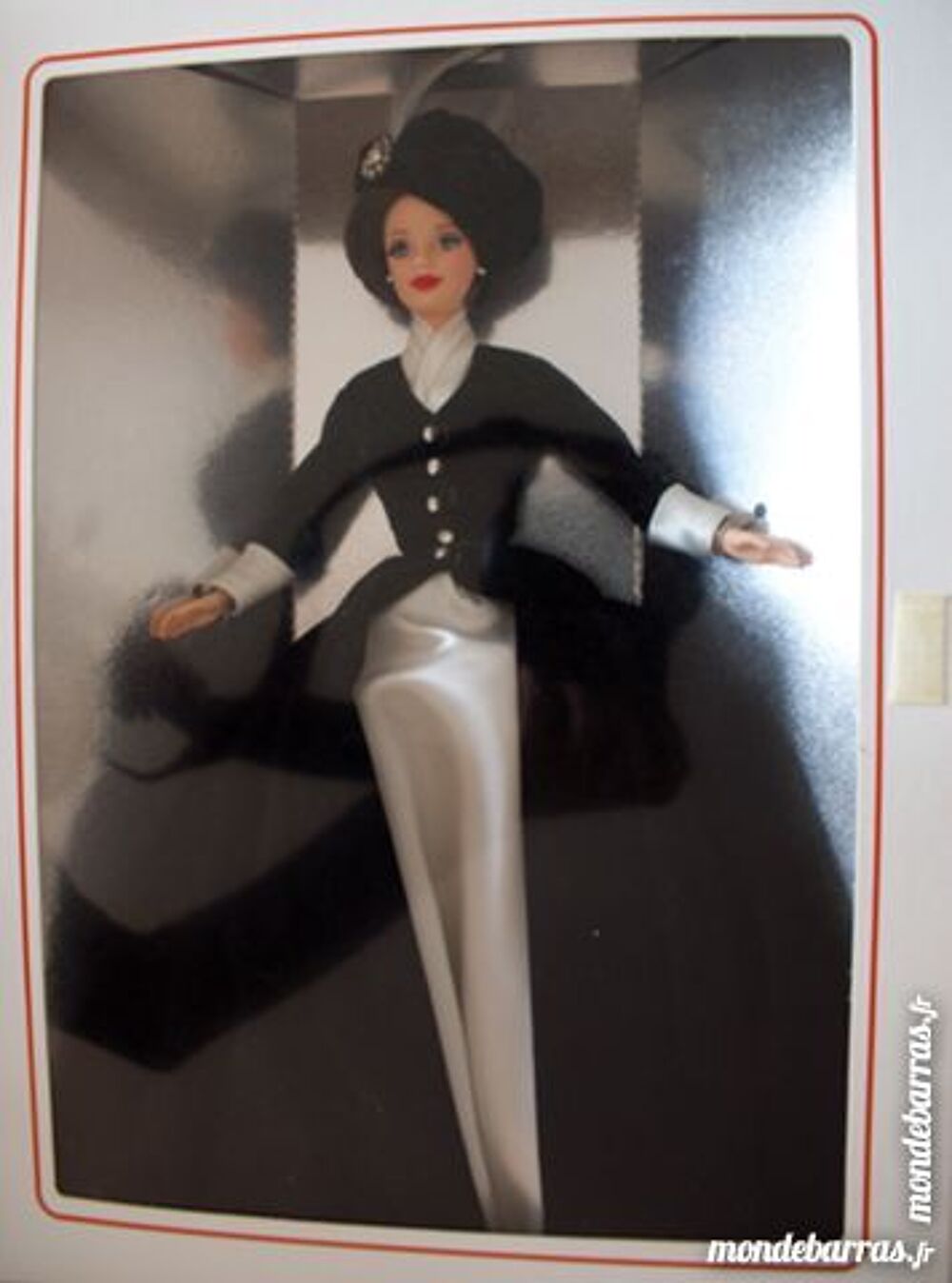 Poup&eacute;e Barbie Classique Glamour Collection Edition Jeux / jouets