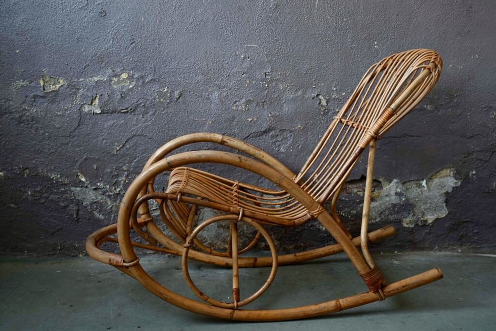 Rocking chair ou fauteuil &agrave; bascule adulte en rotin vintage Meubles