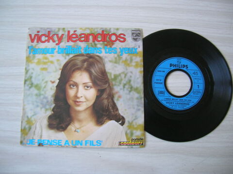 45 Tours VICKY LEANDROS L'amour brillait dans tes yeux 8 Nantes (44)