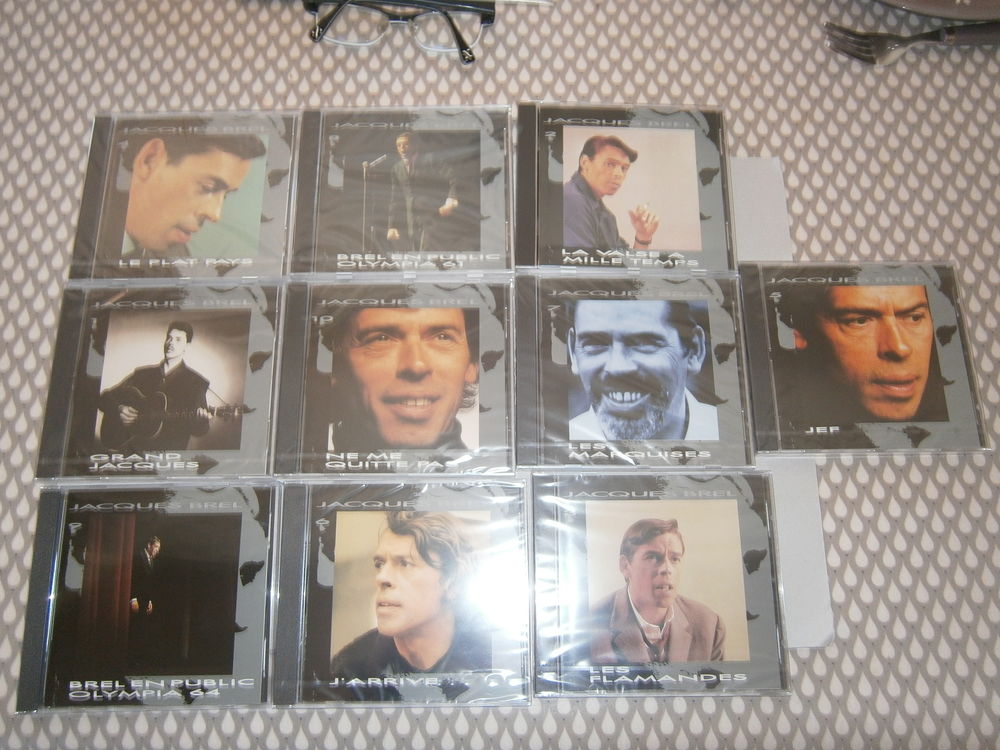 Coffret neuf "JACQUES-BREL L'INTEGRALE 10 CD CD et vinyles