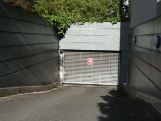  Parking / Garage à louer 13 m²