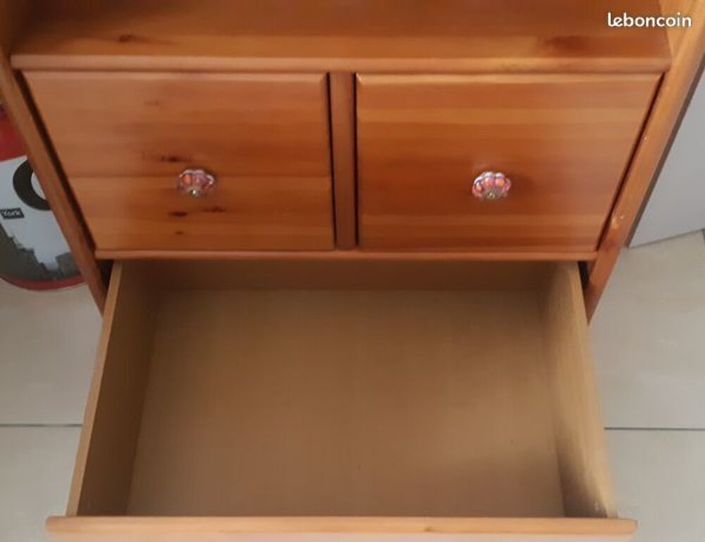 Commode / table &agrave; langer pin teint&eacute; miel Meubles