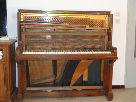 Piano droit Normelle 300 Saint-Gilles (30)