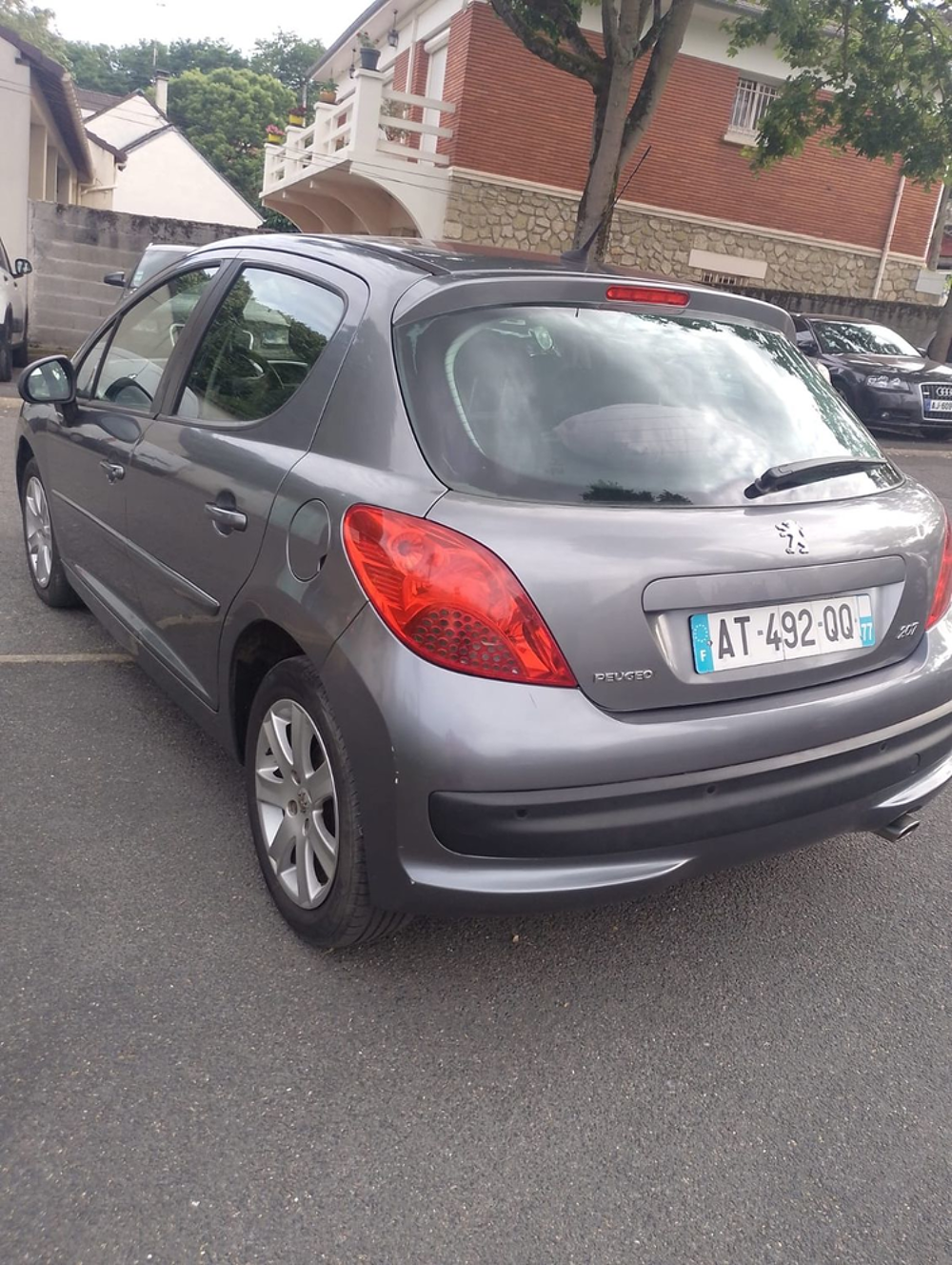 207 1.6 VTi 16V 120ch Premium 2008 occasion 93270 Sevran