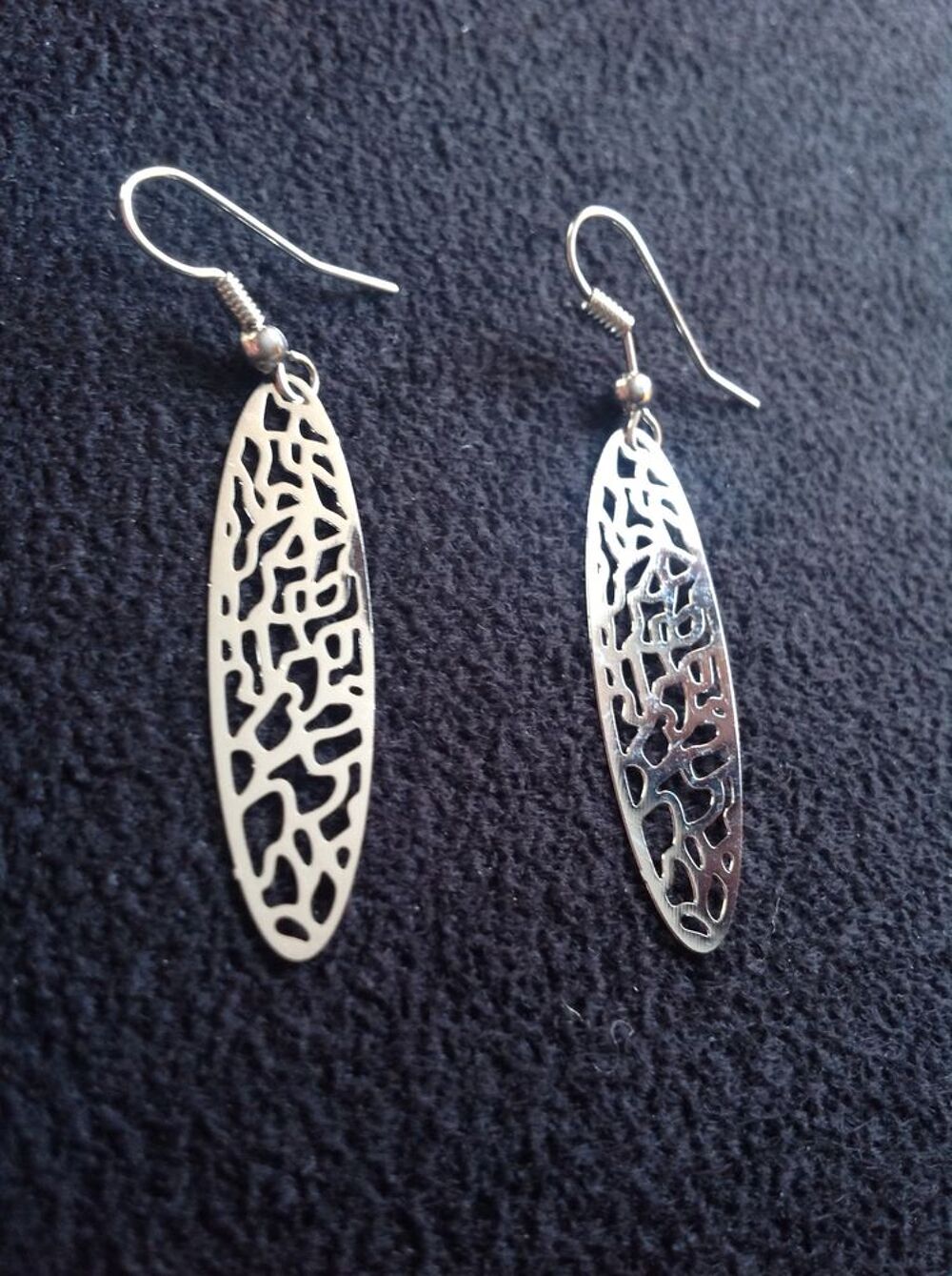 BOUCLES OREILLES ARGENT&Eacute; SURF 3,8 cm Envoi Possible
Bijoux et montres