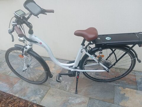 Vélo à assistance électrique avec batterie neuve. 650 Carquefou (44)