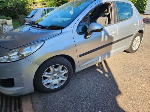Peugeot 207 1.4 HDi 70ch BLUE LION Urban 2009 occasion Rodez 12000