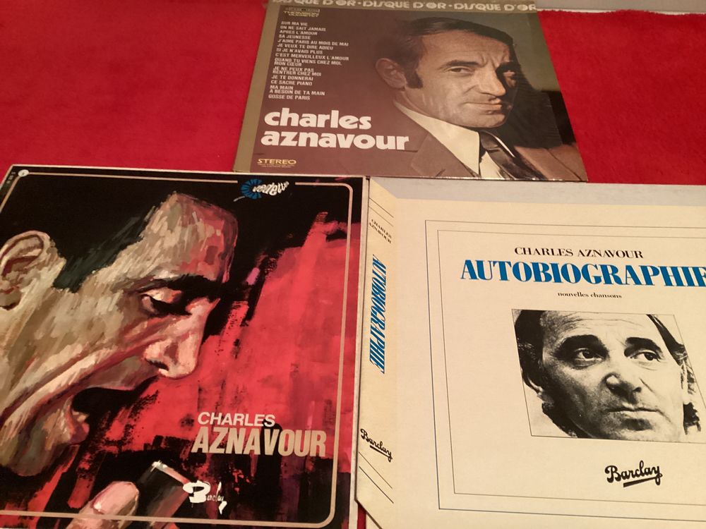 Lot de 3 disques vinyles 33 t Charles AZNAVOUR CD et vinyles
