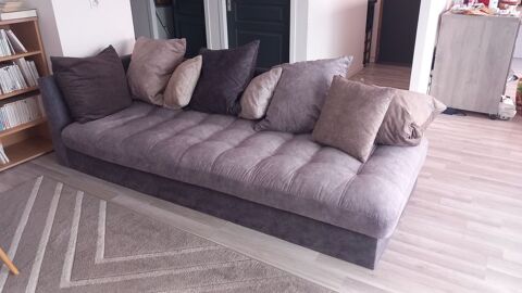 grand canap avec coussins - dmnagement. 80 Bouxires-aux-Chnes (54)