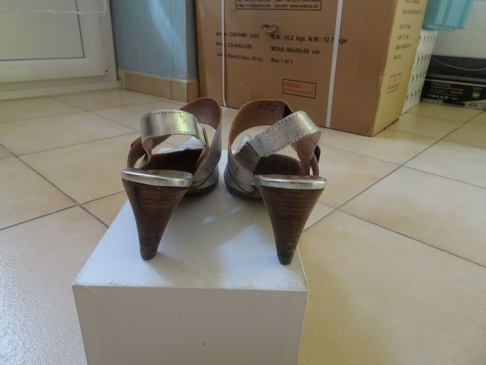  chaussures &agrave; talons Marque Alain Bastiani Chaussures