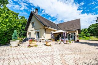  Maison  vendre 7 pices 331 m