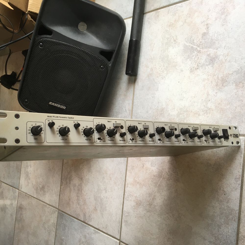 &eacute;galiseur Param&eacute;trique 5 bandes PFL 52B SCV Audio Audio et hifi