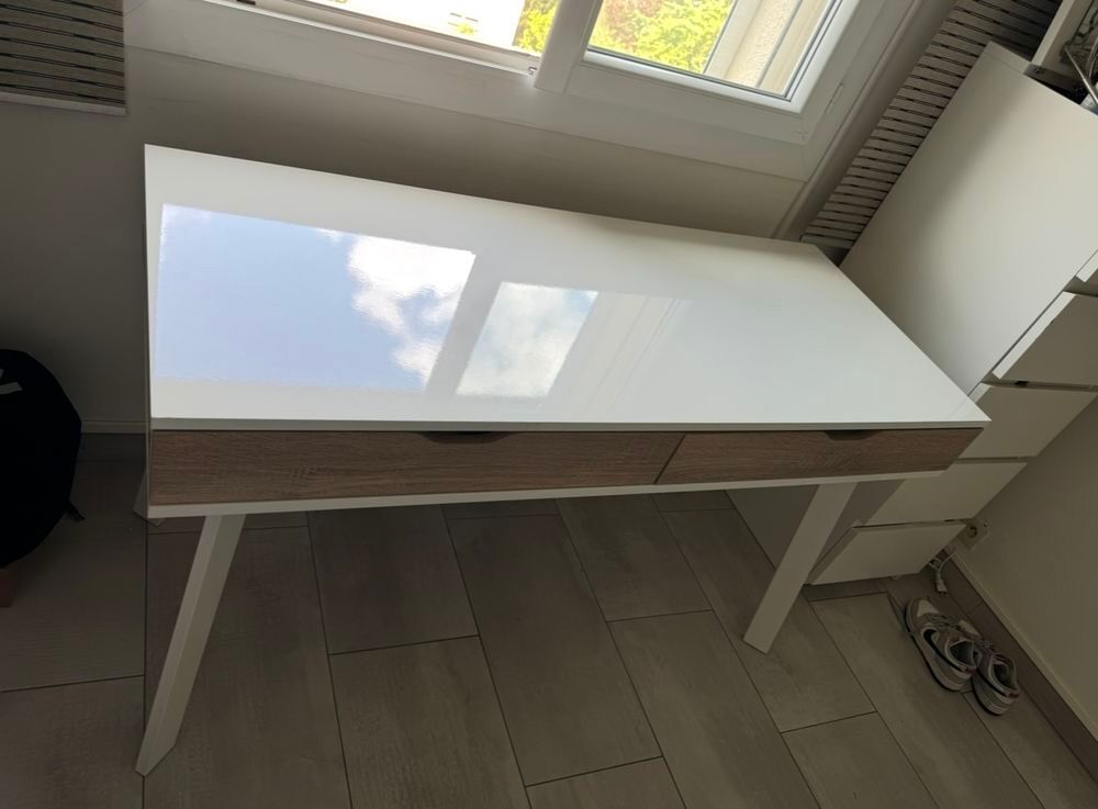 Bureau blanc laqu&eacute; Meubles