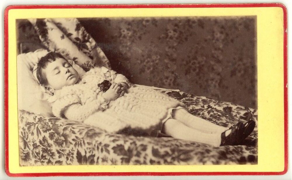 Cdv Post-Mortem Enfant Photo G. Dando &agrave; Mortain Normandie 