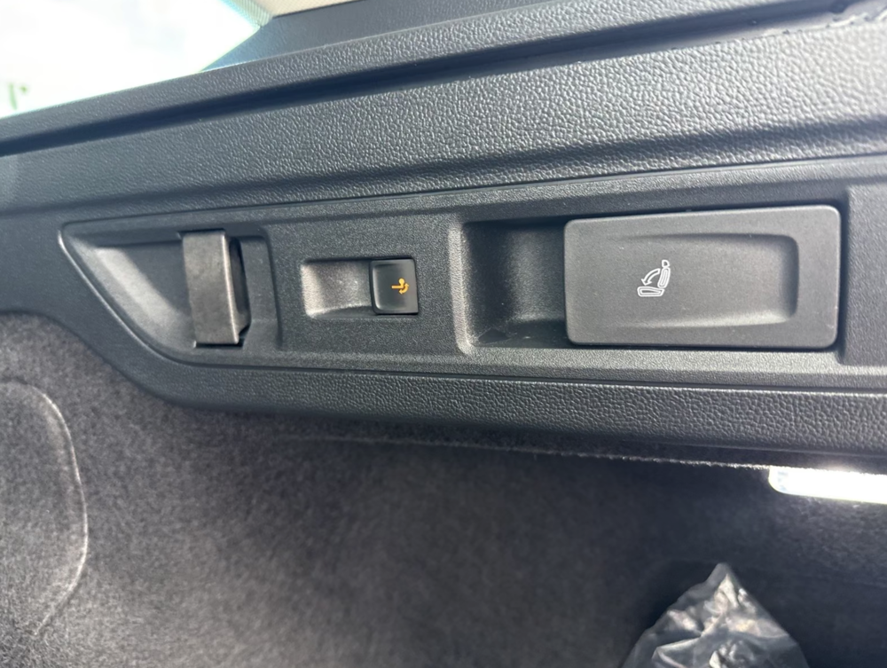 Superb Combi 1.5 TSI 204 ch Hybride Rechargeable PHEV DSG6 Selection 2024 occasion 59000 Lille