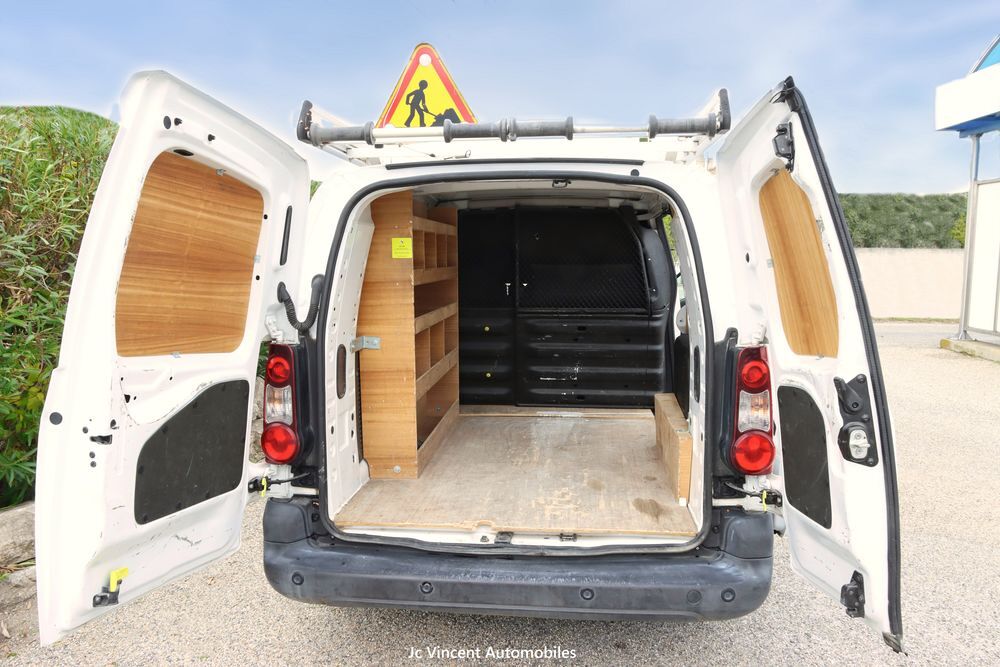 Partner PARTNER FOURGON LONG 1.6 BLUEHDI 100 S&S BVM5 PREMIUM 2018 occasion 26450 Cl&eacute;on-d'Andran